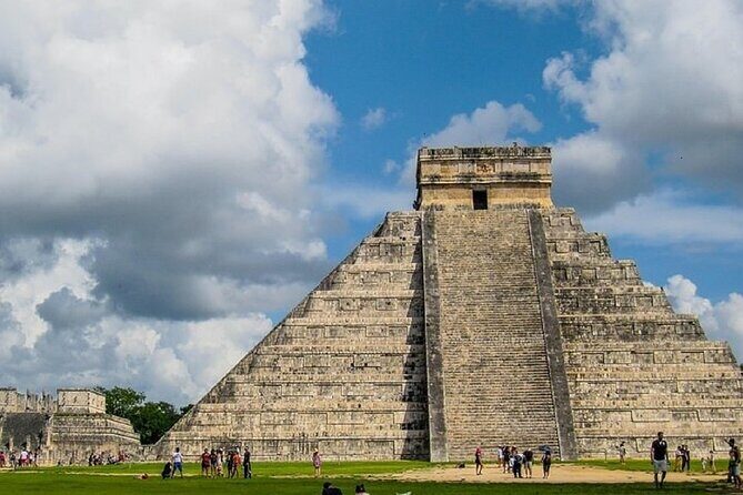 Small-Group Tour of Chichen Itza and Ekbalam Ruins with Cenote - Key Points