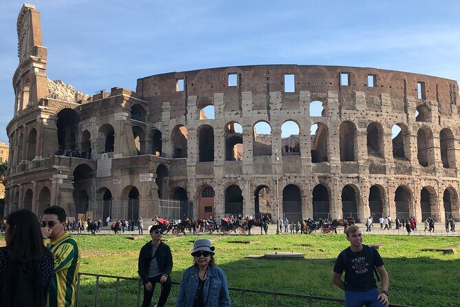 Small group tour of Colosseum, Roman forum and Palatine hill - FAQs