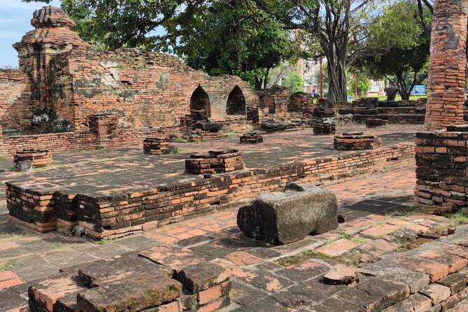 Small Group Tour to Ayutthaya Temples From Bangkok With Lunch - Convenient Pickup and Dropoff