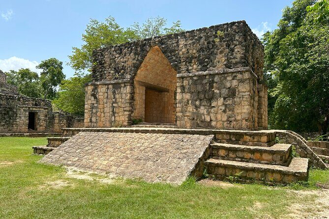Small group tour to Chichen Itza early access + Cenote + Ekbalam - Authenticity and Quality