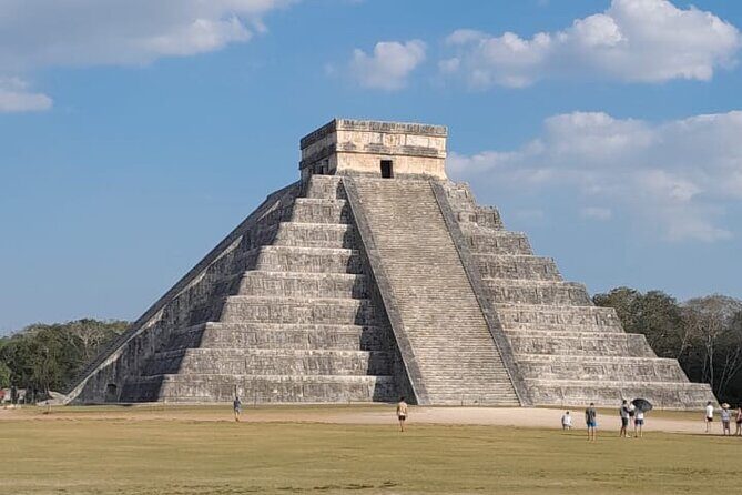 Small group tour to Chichen Itza early access + Cenote + Ekbalam - Key Points