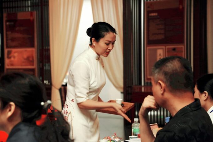 Small Group Tour To Classic Beijing City Highlights - Meet Your Guide