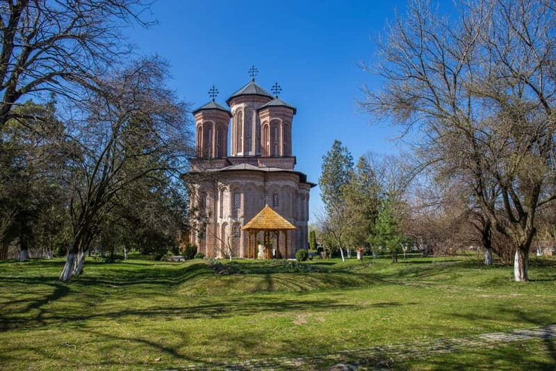 Small Group Tour to Mogosoaia Palace & Snagov Monastery - The Itinerary: What You Can Expect