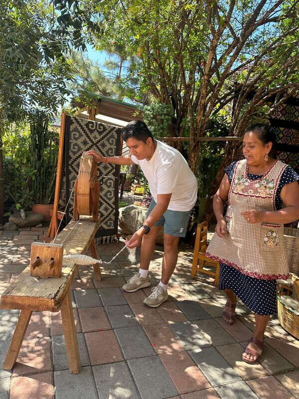 Small group tours: Hierve el Agua, Mezcal, Teotitlán, Mitla and Tule. - Who Should Consider This Tour?