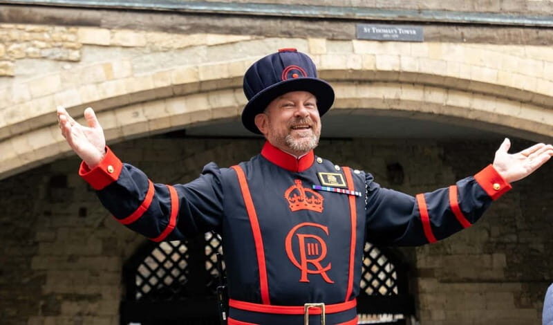 Small Group Tower of London, Crown Jewels & White Tower Tour - An Insider’s Look at the Small Group Tower of London, Crown Jewels & White Tower Tour