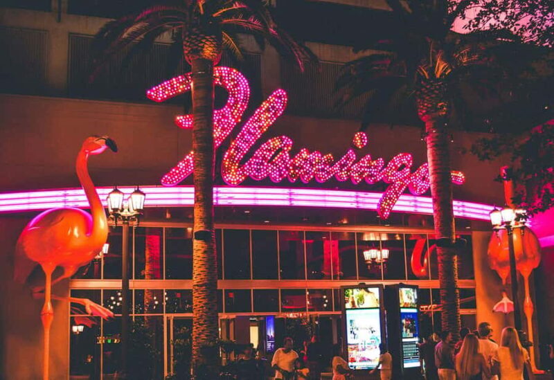 Small Group Vegas Strip Walking Tour with Free Drink - The Drink and Social Experience