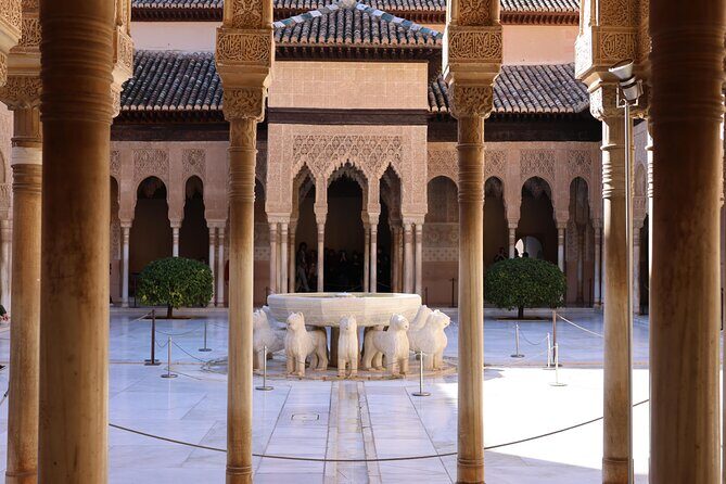 Small group visit to the Alhambra with tickets included - The Sum Up