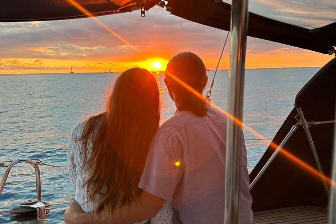 Small Group Waikiki Sunset Sailing Tour - Why Choose This Tour