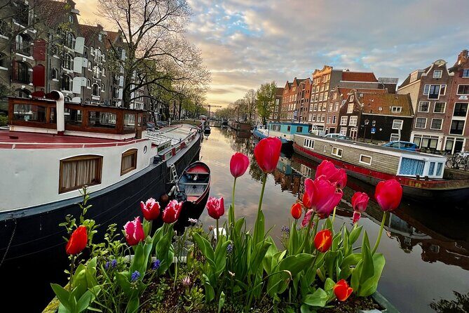Small Group Walking Tour in Amsterdam with Friendly and Fun Guide - What’s Not Included