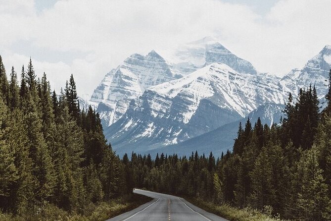 Smartphone Audio Driving Tour Package Between Calgary and Vancouver - Meeting Points