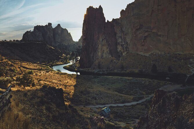 Smith Rock Beginner Rock Climbing Course with Certified Guides - The Sum Up