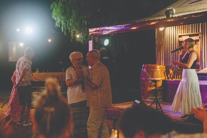 Smithy's Outback Dinner and Show - Key Points