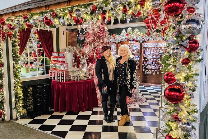 Smoky Bear Holiday Lights Tour w/ Picture Stops - FAQs