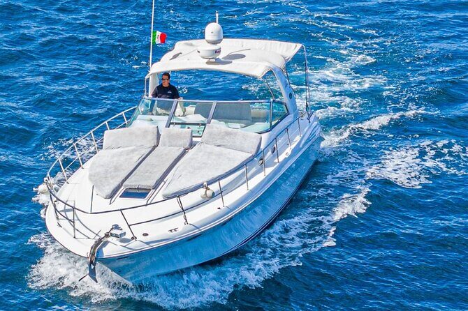 Snorkel or Sunset in La Paz aboard a 42 feet Yacht - Hidden Bays, Beaches, and Scenic Stops