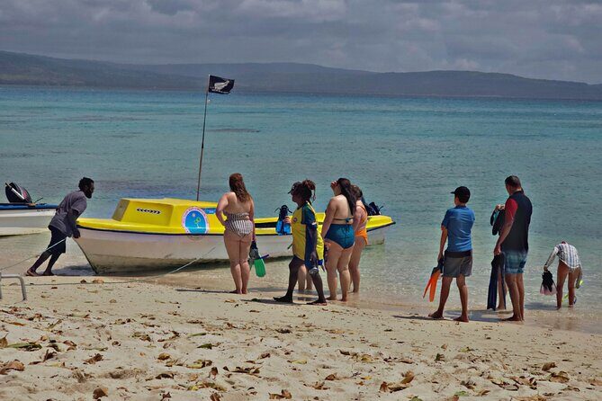 Snorkeling and Relaxing at Pele Island Full Day Tour - Who Will Love This Tour?