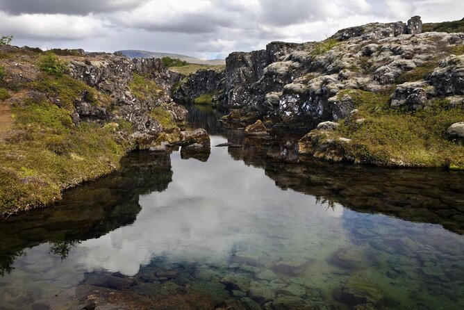 Snorkeling Between Continents in Silfra With Photos Included - Key Points