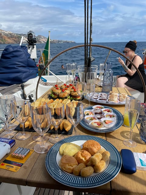 Snorkeling & Lunch in Nature Reserve Garajau - The Itinerary Broken Down