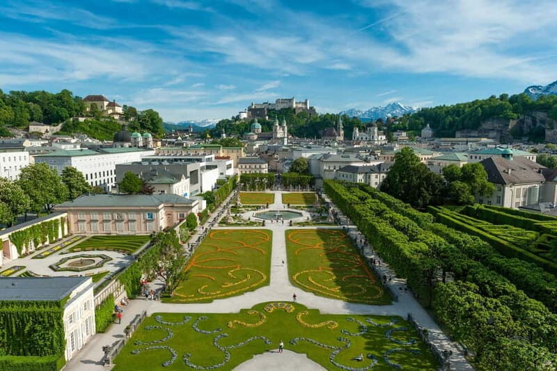 Snowy Alps & Fairytale Towns: Hallstatt & Salzburg Tour - FAQ