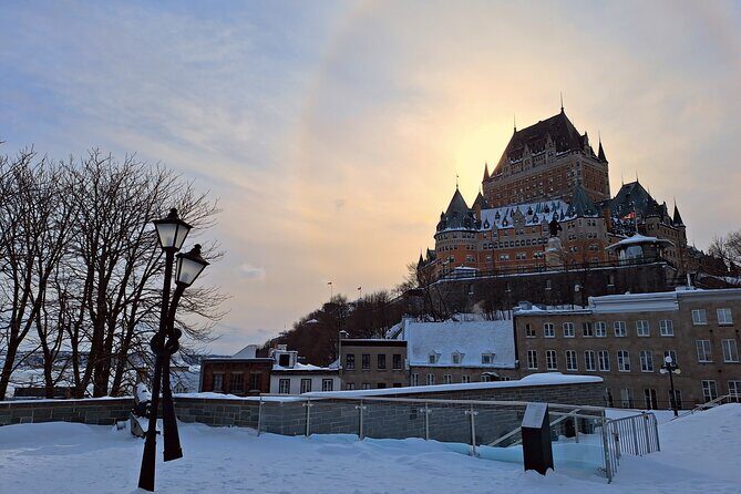 Snowy Private Walking Tour of Old Quebec - An Authentic Winter Stroll Through Old Québec