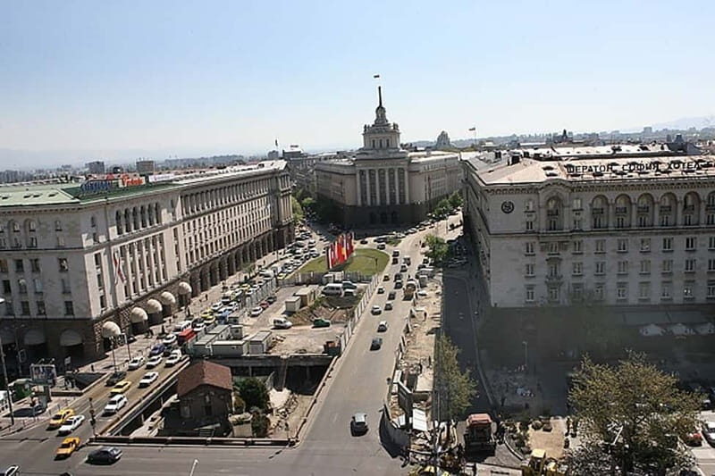 Sofia by Night: Panoramic City Tour and Folklore Dinner - Authenticity and Reviews