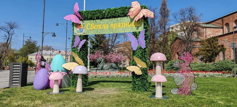 Sofia: Live Guided Tour with Headphones - Key Points