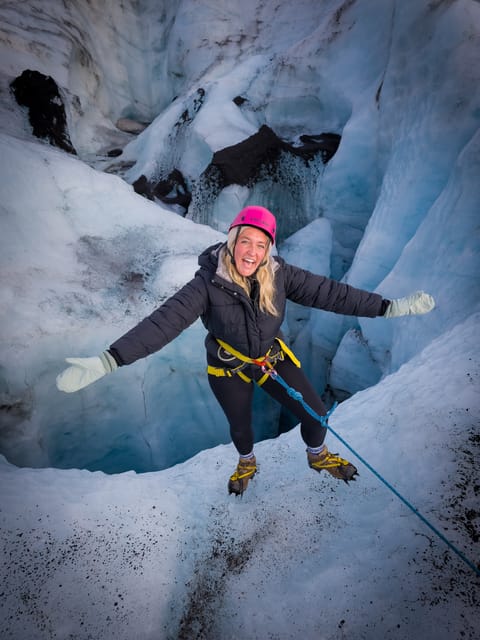 Sólheimajökull Glacier: Guided Hike with Equipment - Key Points
