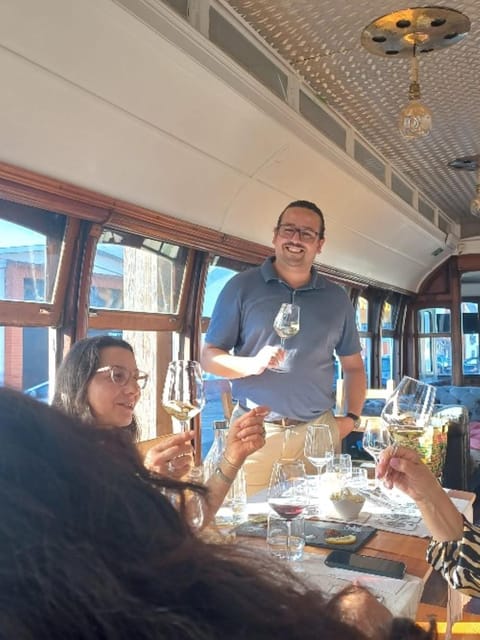 Sommelier in your home - White grapes from Portugal - The Wines and Regional Diversity