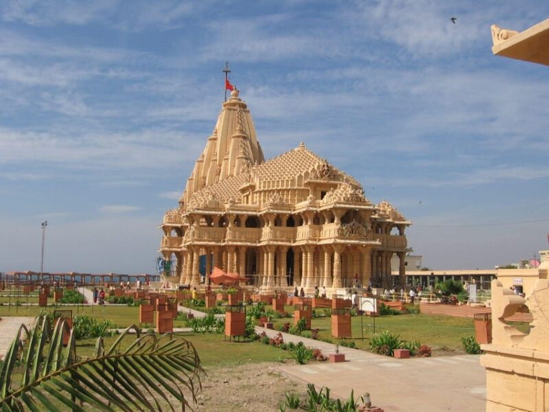 Somnath Dwarkadish Tour Package 03 Nights and 04 Days - Driver Language Proficiency