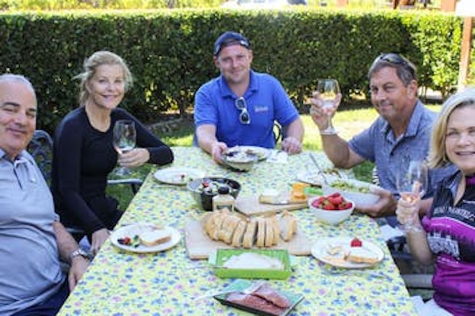 Sonoma County: Wine Tasting and Biking in Healdsburg - Biking Through Wine Country