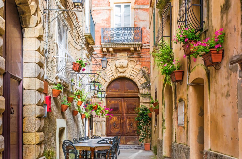 Sorrento: 2-Hour Walking Tour - Sorrento Cathedral Exploration