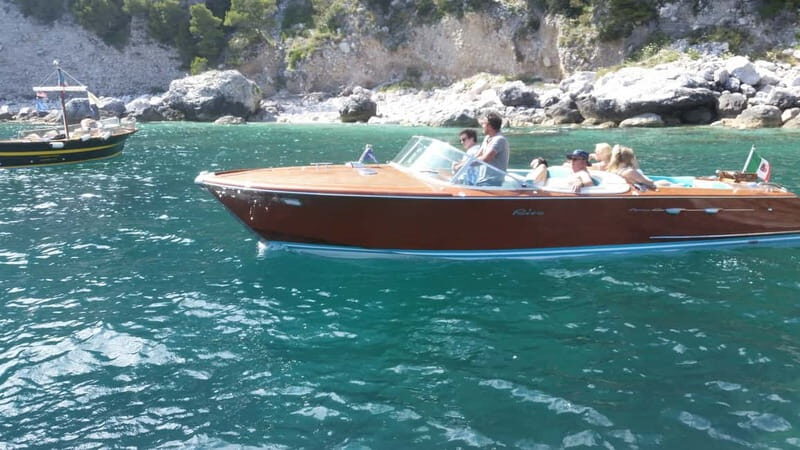 Sorrento: Amalfi Coast Yacht Cruise with Drinks and Snacks - Exploring Amalfi and Positano