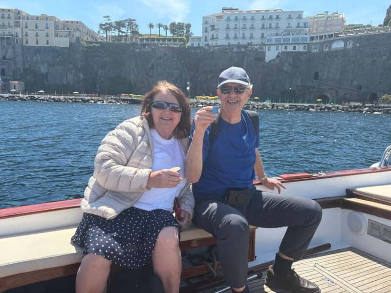 Sorrento: Boat Coastal Cruise with Swim and Limoncello - FAQ