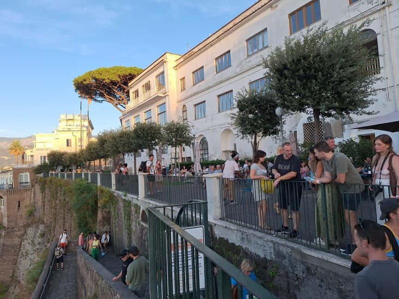 Sorrento: Dynamic Food and Wine Tour with Local Guide - A Close Look at the Experience