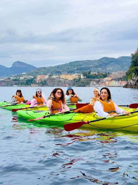 Sorrento: Guided Kayak Tour with Paddleboarding - The Sum Up