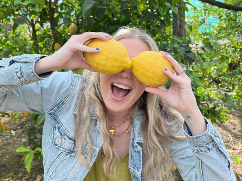 Sorrento: Lemon Picking Adventure - Handpicking the Sorrento Lemons