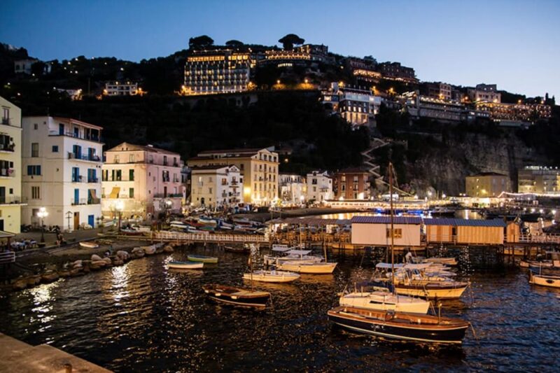 Sorrento: Night Time Walking Tour & Limoncello Tasting - Key Points