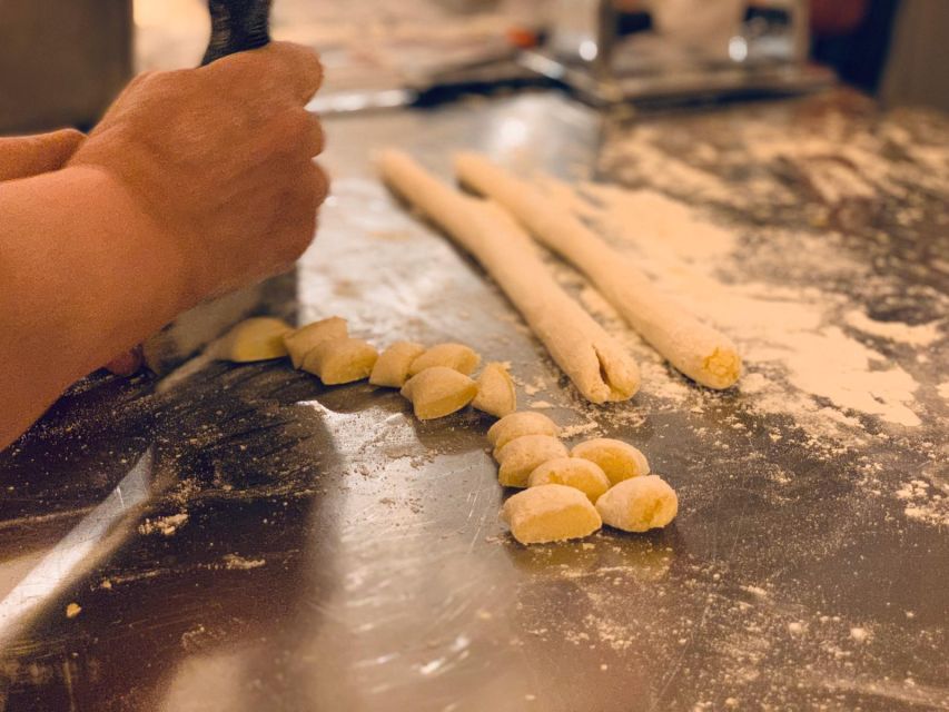 Sorrento: Pasta and Tiramisu Cooking Class With Wine - What to Expect