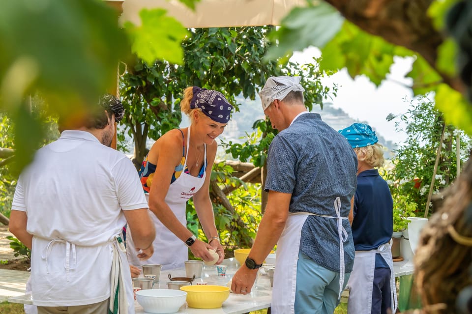 SORRENTO: Pizza School Mastering Neapolitan Delights - Activity Overview