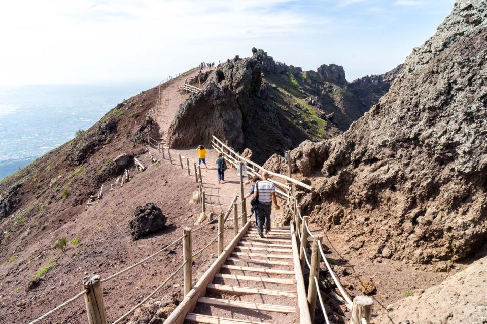 Sorrento: Pompeii and Vesuvius Day Trip with Entry and Lunch - Who Should Consider This Tour?
