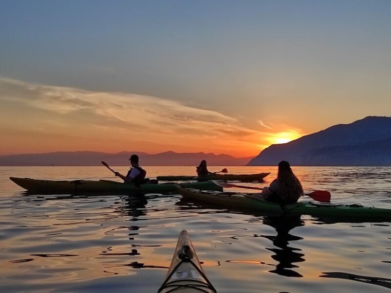 Sorrento: Premium Kayaking Experience with Swimming - Key Points