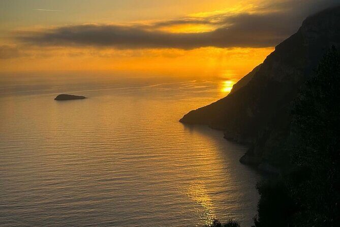 Sorrento Private Boat Tour at Sunset with Prosecco - The Sum Up