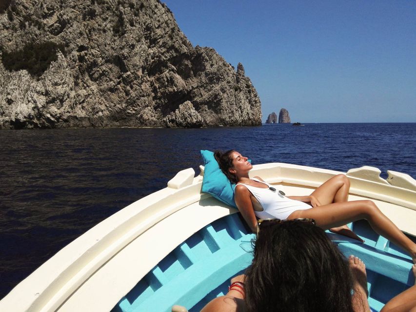Sorrento: Sea-Fishing Tour With Lunch Onboard - Key Points