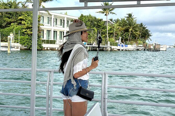 South Beach: Cruise of Millionaires Homes & Miami Skyline - What to Expect from the Cruise