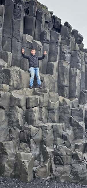 South Coast Day Tour with Horse Riding at Black Sand Shores - A Deep Dive into the South Coast Tour Experience