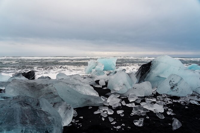 South Iceland and Glacier Lagoon: Jökulsárlón With Boat Tour - Guest Experiences