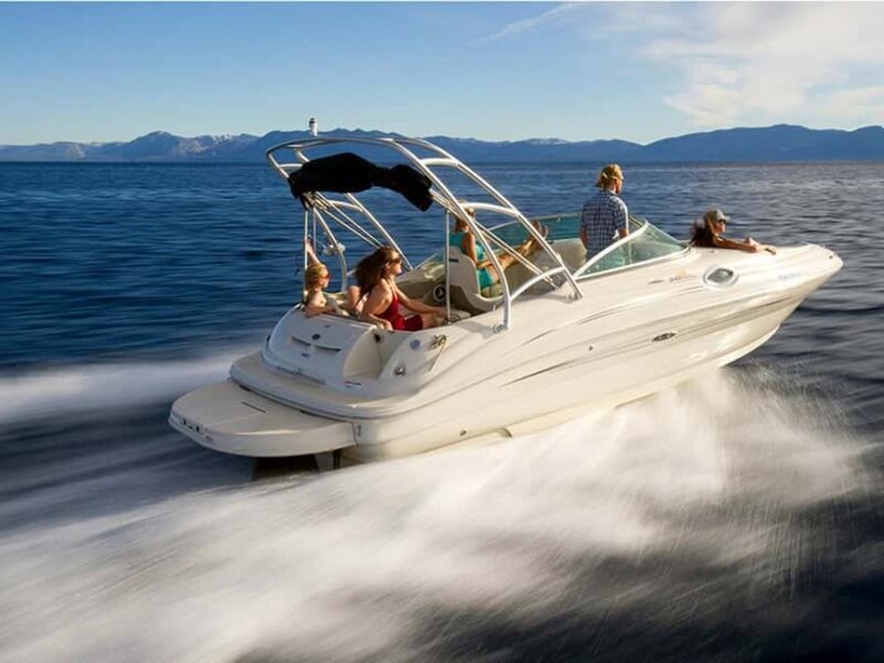 South Lake Tahoe: 24-foot Crest Pontoon Boat Rental - Key Points