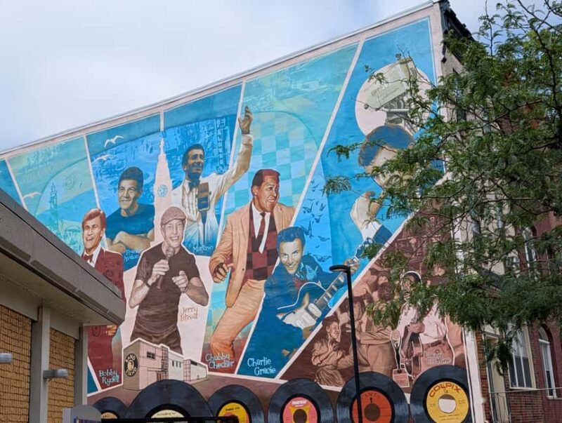 South Philly Tour: Market, Cheesesteaks & Hidden Gems - FAQ