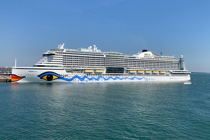 Southampton to London Visiting Stonehenge or Windsor Castle - Visiting Stonehenge or Windsor Castle