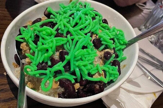 Southeast Asian and Chinese Food Tour in NYC - Discover the Flavors of Asia in NYCs Chinatown