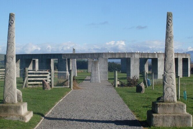 Southern Hemisphere Autumn Equinox at Stonehenge Aotearoa - Introduction